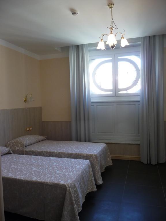 Hotel Cantore Genova Esterno foto