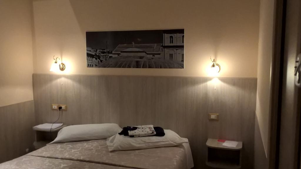 Hotel Cantore Genova Esterno foto