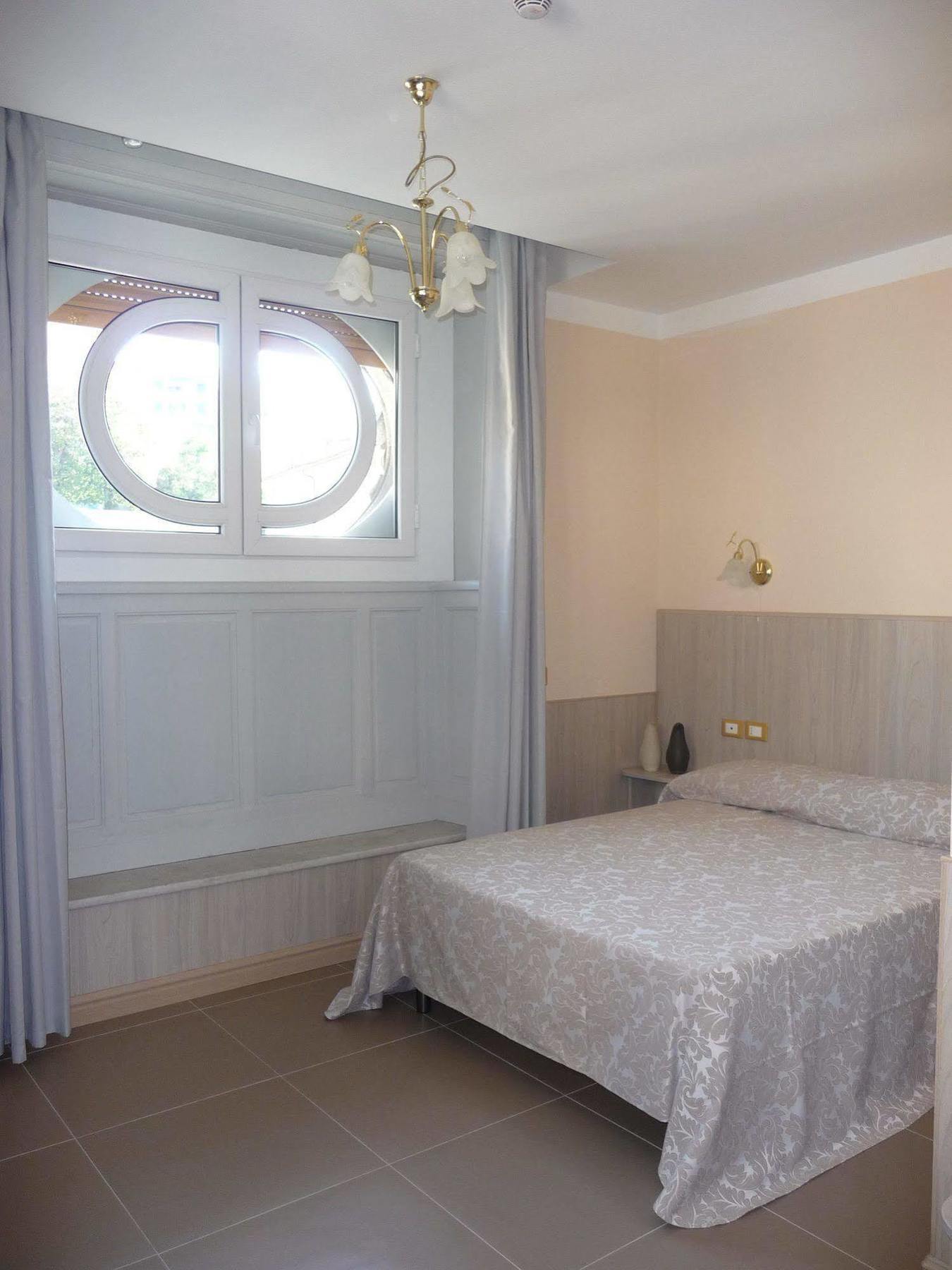Hotel Cantore Genova Esterno foto