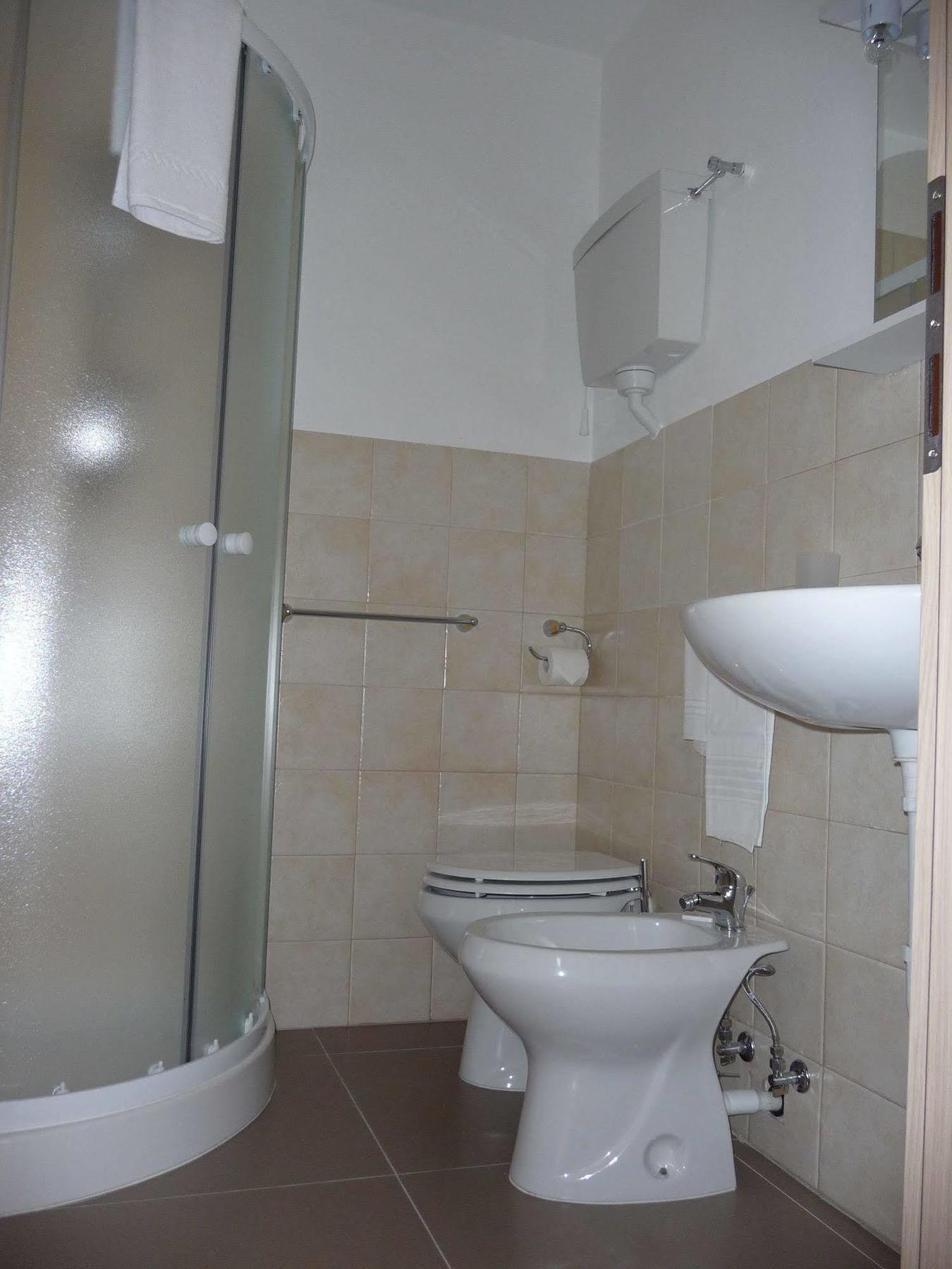 Hotel Cantore Genova Esterno foto