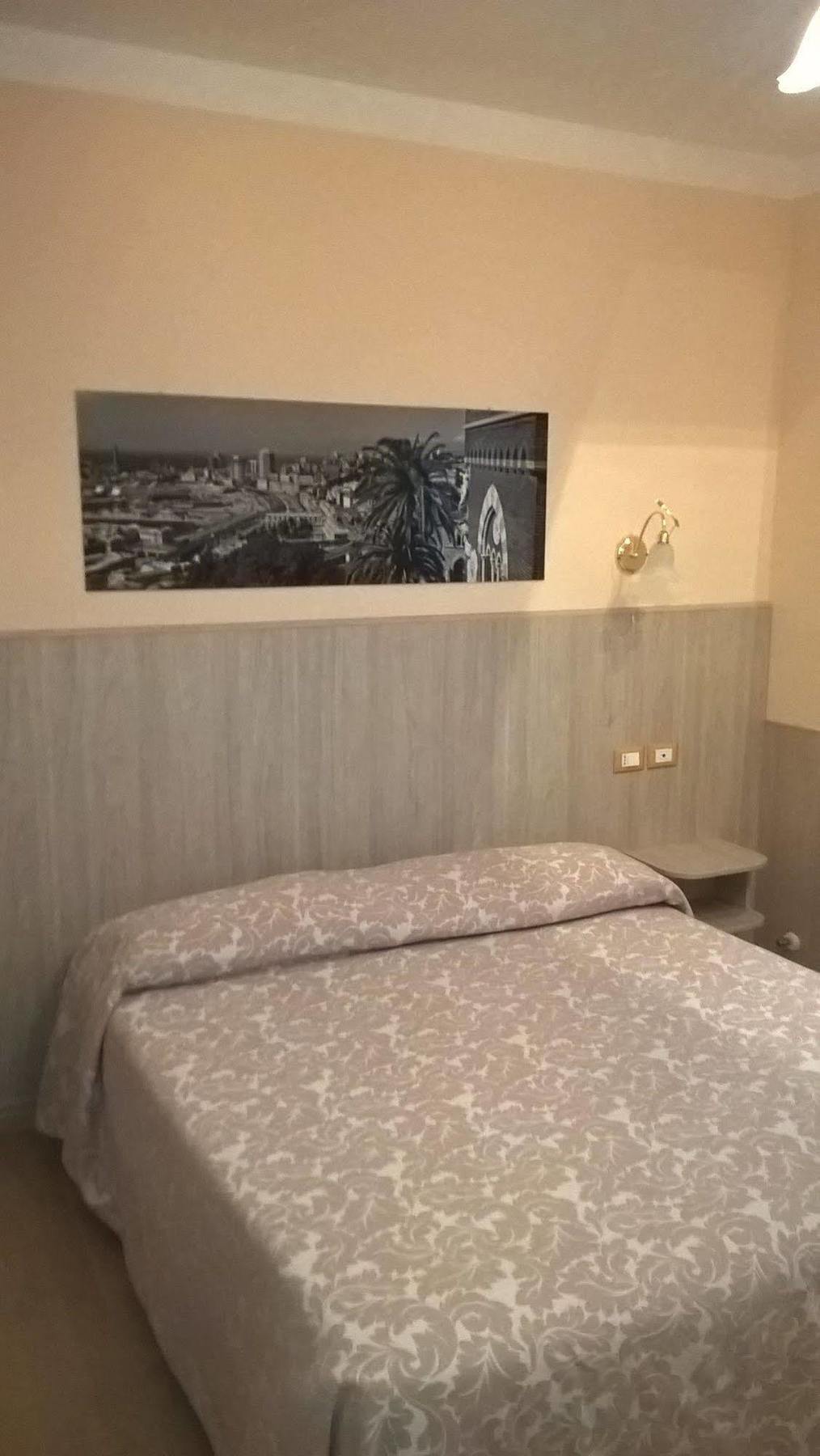 Hotel Cantore Genova Esterno foto
